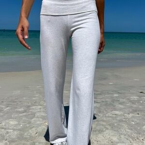 Brandy Melville Grey Priscilla Pant (brandy is one size fits all!!!)